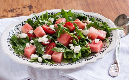 Refreshing Summer Foods and Drinks to Beat the Heat